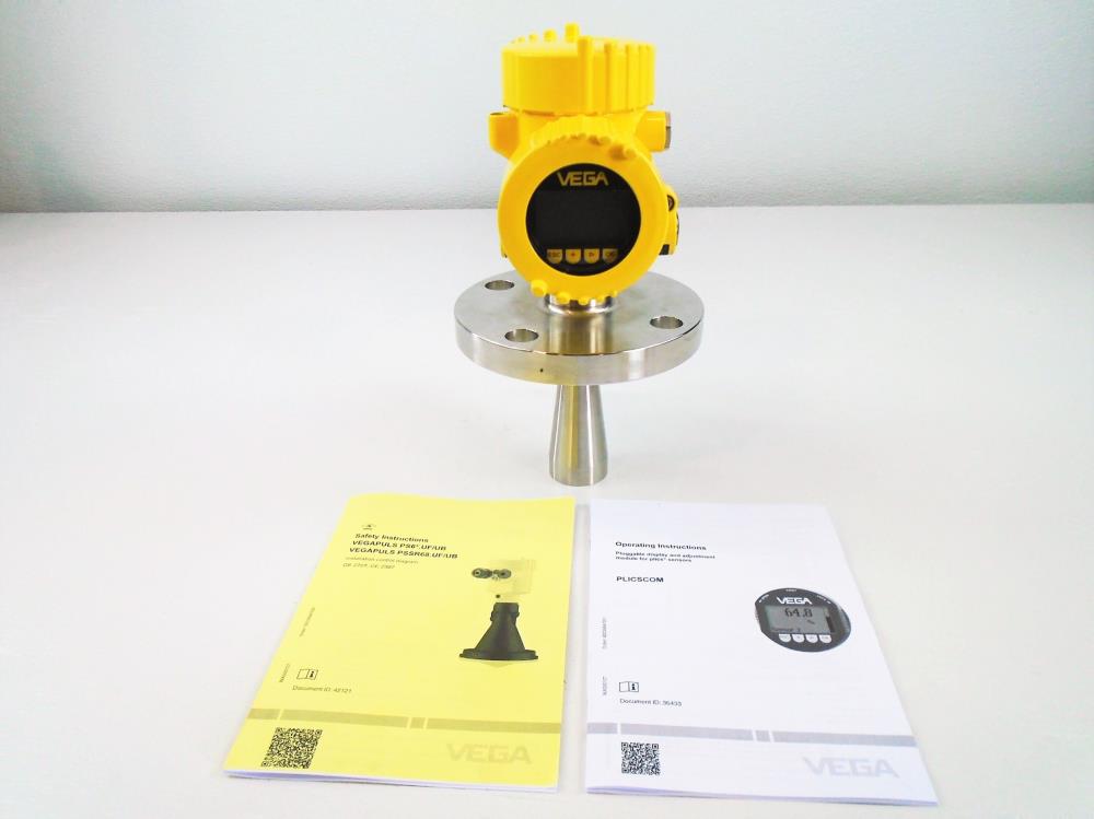 Vega Vegapuls 62 Radar Sensor  2" 150# 316SS Flanged Horn PS62.UFBAE2HDNAX